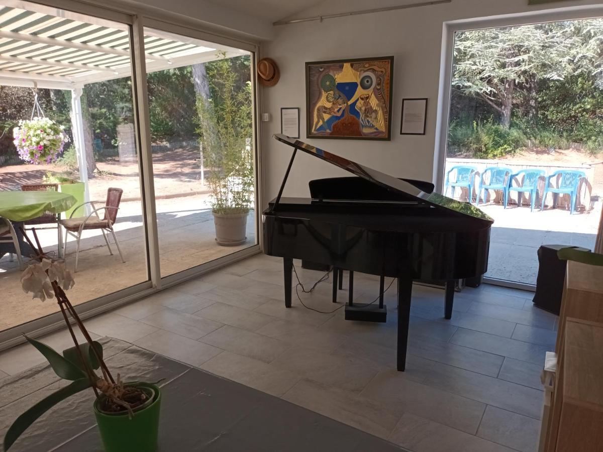 Chambres Tomate, Dans Maison Avec Petit Escalier A 6Km Du Festival De Piano De La Roque D'Antheron Rognes Kültér fotó